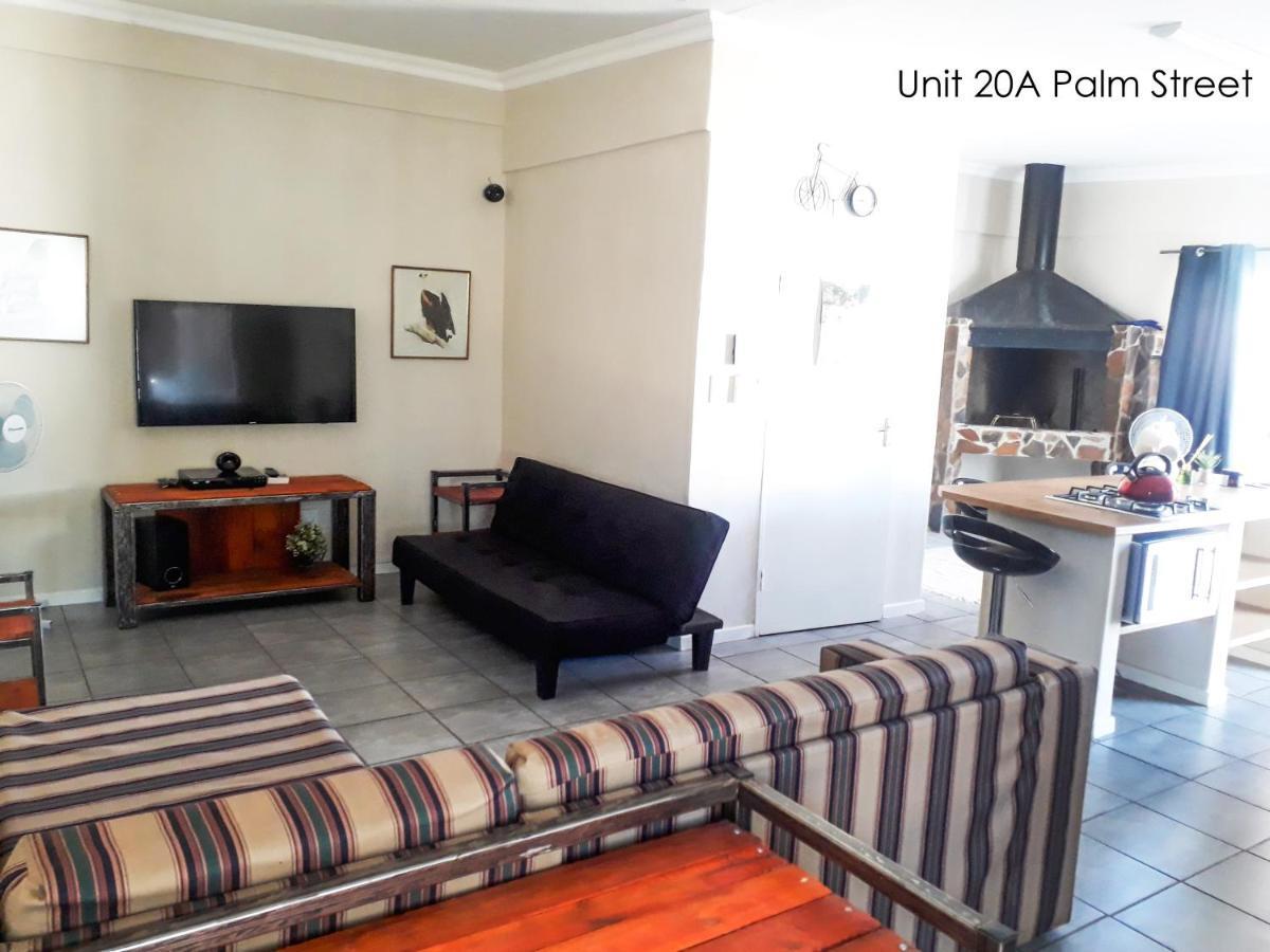 Bateleur Self Catering Cc Apartment Windhoek Exterior photo